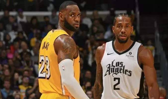  詹姆斯三双率队逆转，湖人险胜掘金稳居西部榜首  